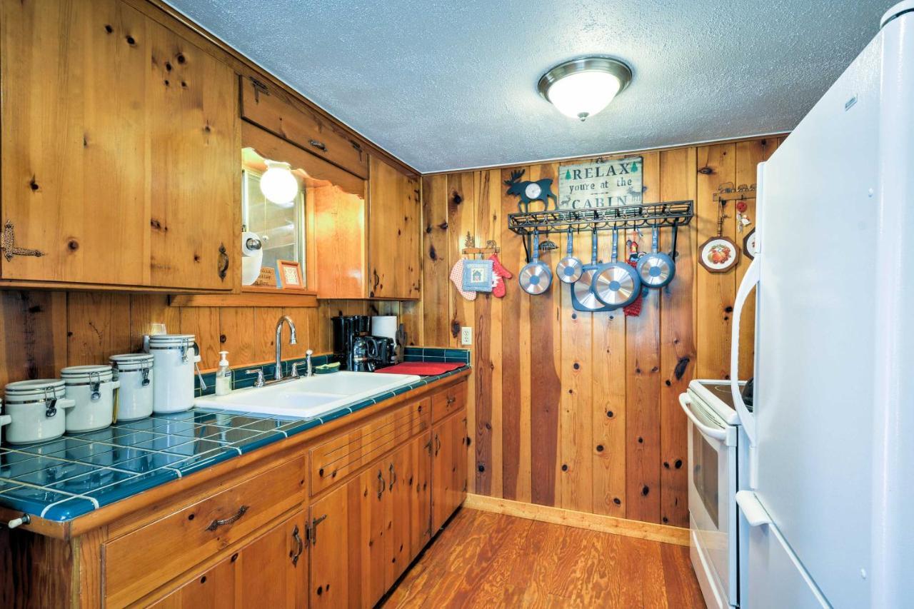 Cozy Cabin With Ac And Deck, 5 Mi To Downtown Prescott Vila Exterior foto